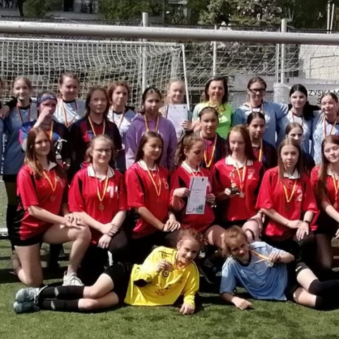 Powiększ obraz: Wygrany Finał Wojewódzki Igrzysk Młodzieży Szkolnej w Piłce Nożnej Dziewcząt